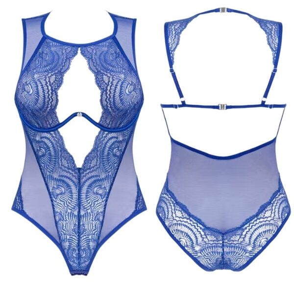 Obesessive Giselia Blauw